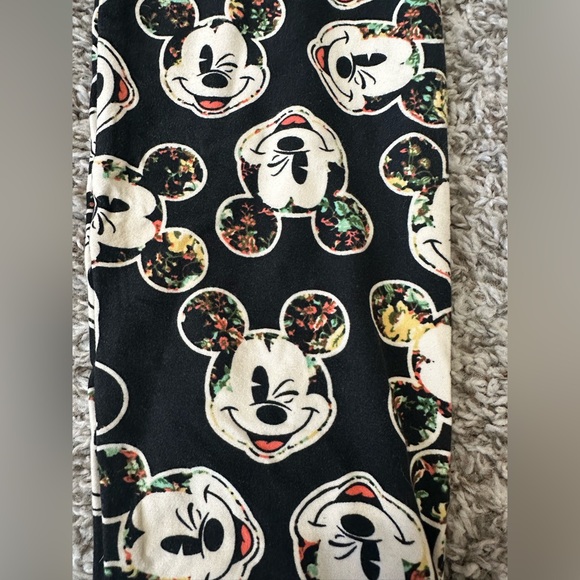 LuLaRoe Mickey Mouse Woman’s Leggings - Picture 3 of 4
